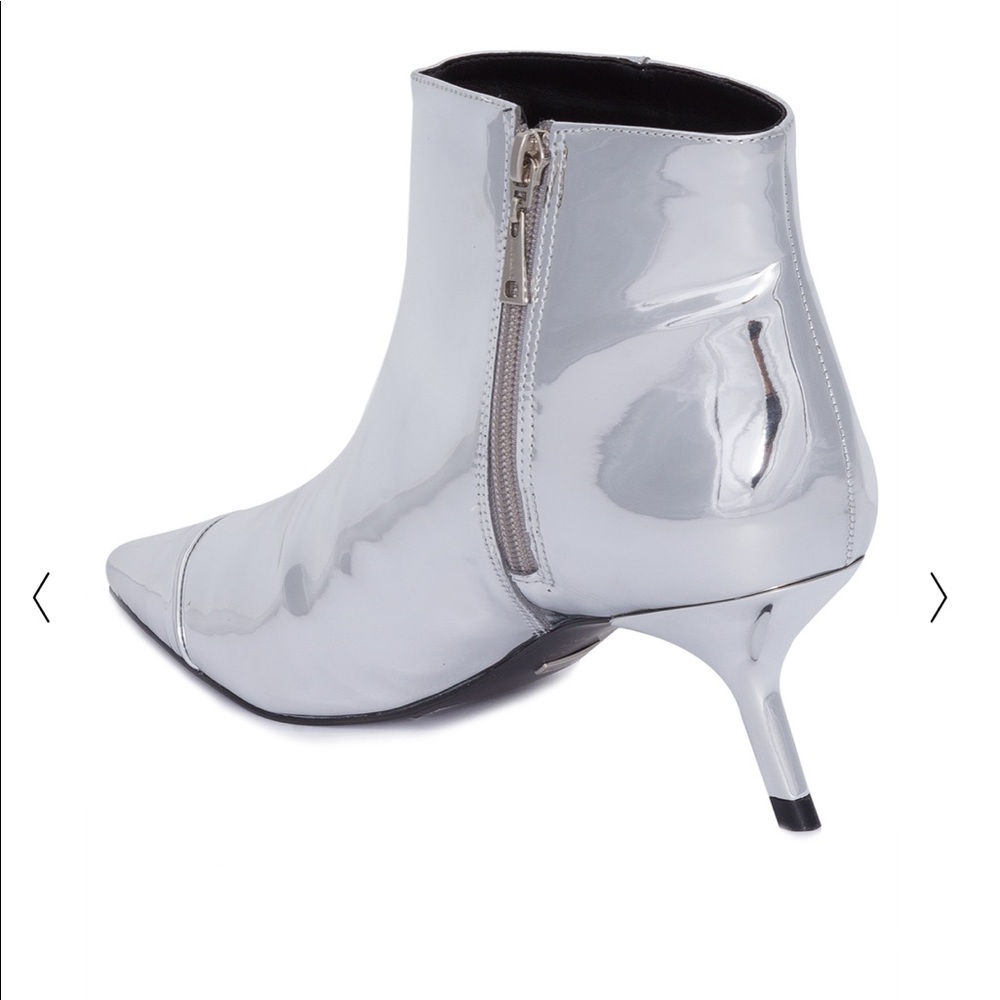 Silver Boot - Picture 4 of 4